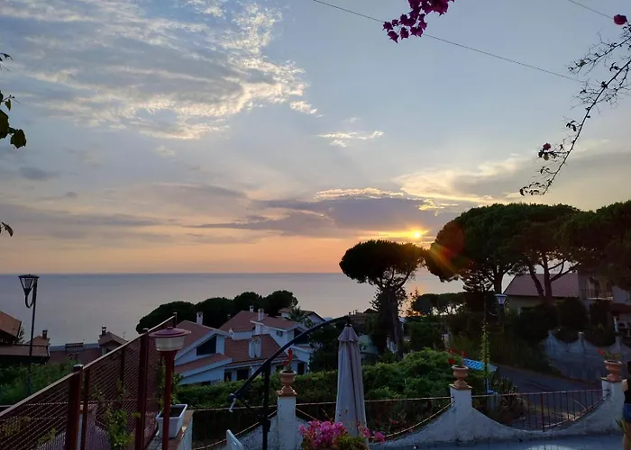 Sunrise Place 普拉亚·阿马勒