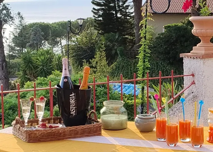 Sunrise Place * 普拉亚·阿马勒